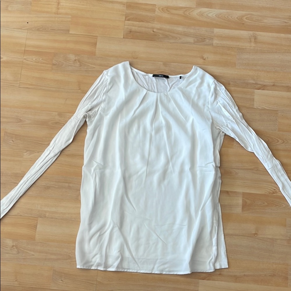 Zero white long sleeves top